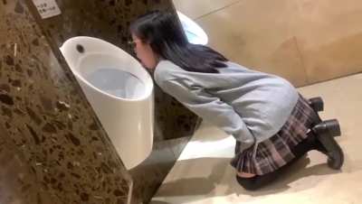 toilet licking asian