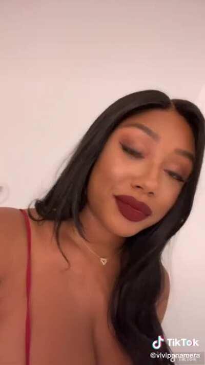 She's a bad b*tch @vivipanamera