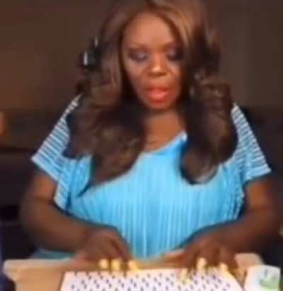 Me giving marriage advice to the 30+ year olds on Reddit (I’m 18 and never spoken to a man)