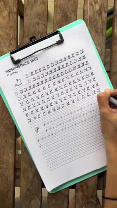 Day 7 - Cursive G handwriting practice 