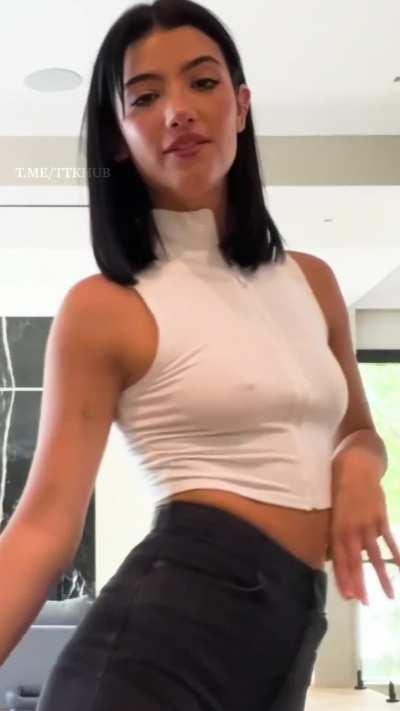 They looked at me first 🥵