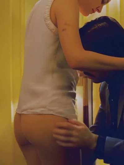 From “Hotel Chevalir” (2007)