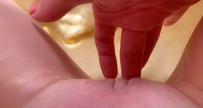 Lick me clean and fill me back up again 🩷 