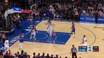 [Highlight] Facu Back-Handed Layup