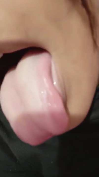 Mera secret talent? Tumhe pagal kar dena without even touching (f)