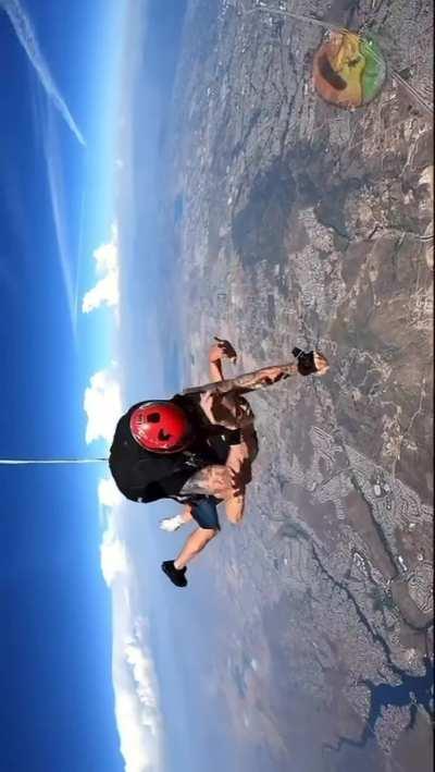 Sky Goes Skydiving 😮