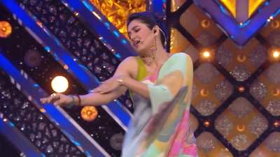 Prajakta Mali Sexy & Hot Dance. 🍌💦💦💦 Curvy Ass 🍑,  Tasty Armpits 👅,  Deep oily Navel.