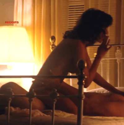 Alison Brie - Glow - S01E01 2017