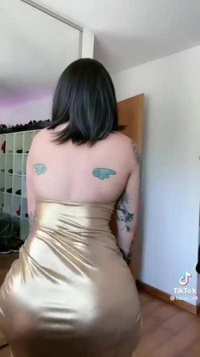 @Hana._C4 Twerk Break!