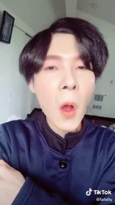 Las pibas: BTS me canbio la vida y me hizo mejor persona😭✊ BTS: