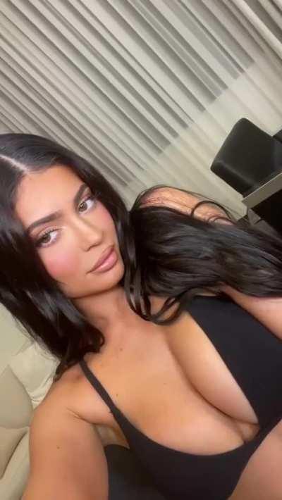 Kylie Jenner has me lusting for cock