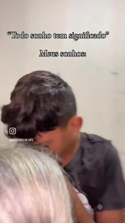 Meu fi tava dormindo 