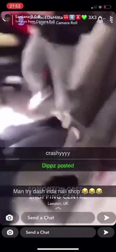 (3x3) Dippz and others catch N15 lacking in Edmonton Green