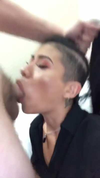 Japanese-Latina facefucked