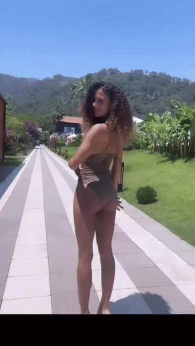 English actress/singer Jessica Plummer