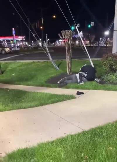He rammed his truck into Temple Hills, MD restaurant 🤦‍♂️