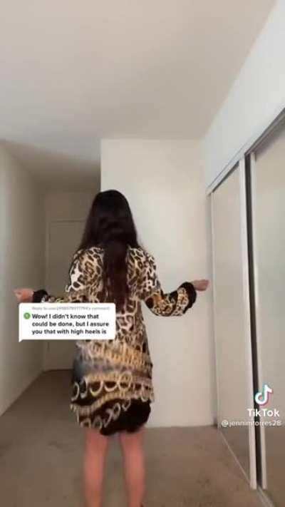 She Clapping Wit’ Da Heels On🤪