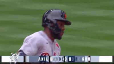 [Highlight] Akil Badoo hits his first home run since mid April to tie the game at 2