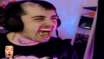 Chat de orslok cuando se va a comer una croqueta