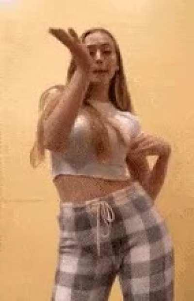 Moving like a pro🥰