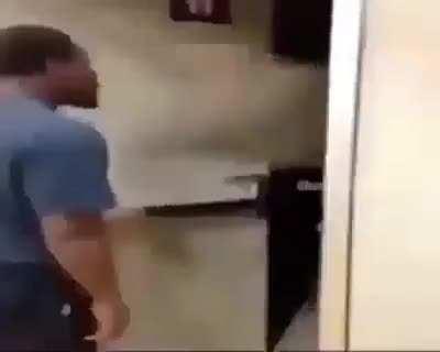 tomali um sniper shot