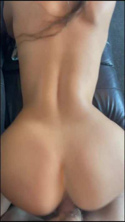 I like it when he plays with my ass before fucking me [f][m]