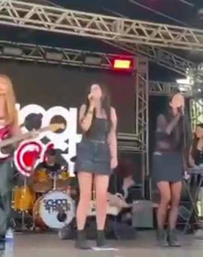 Uma verdadeira performance...