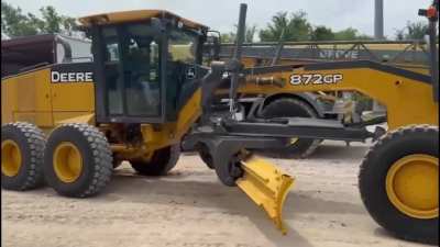 2011 John Deere 872GP Motor Grader