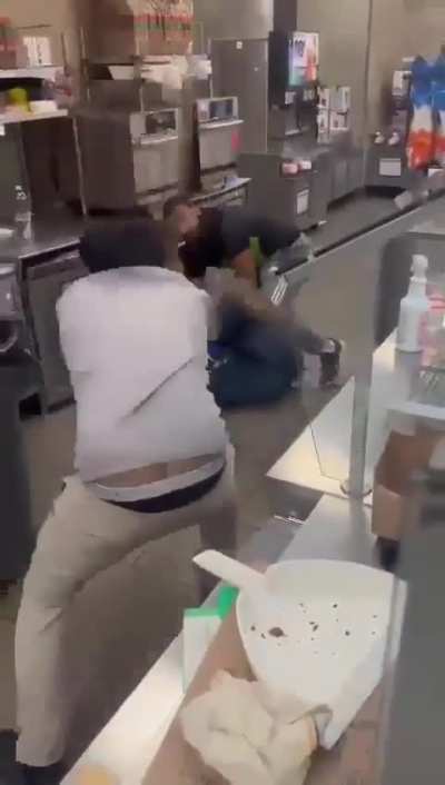 7-eleven employees don’t play