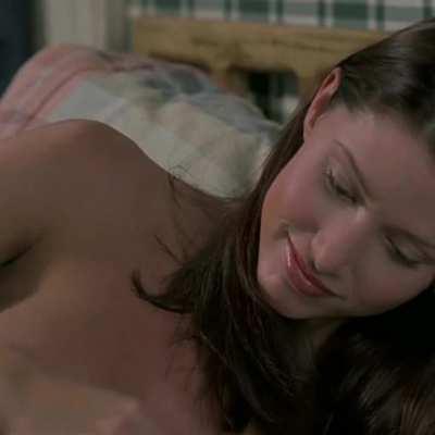 Shannon Elizabeth - American Pie (1999)