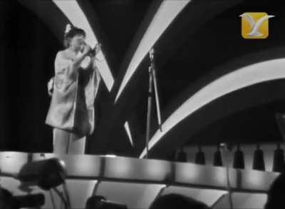 Junko Yagami - I Shall Forget - Festival Internacional de la Canción de Viña del Mar 1976