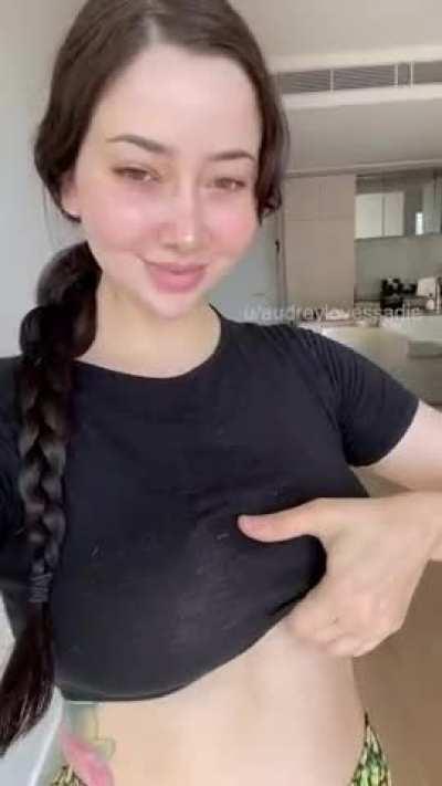 I've been such a good girl this year 😊