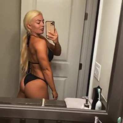 Mandy Rose