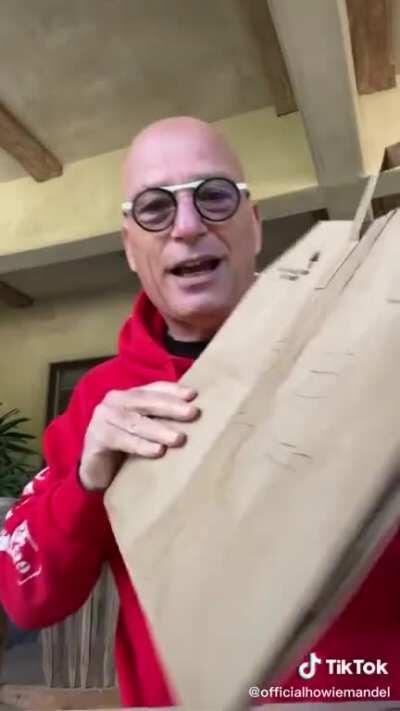Howie Mandel’s cry for help
