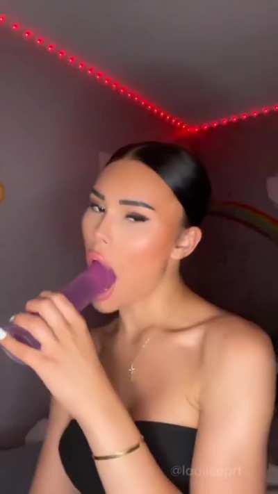 Wanna fuck my throat this fast ?