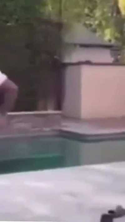 It’s a niggas 21st birthday today gang 🦋🥳💫