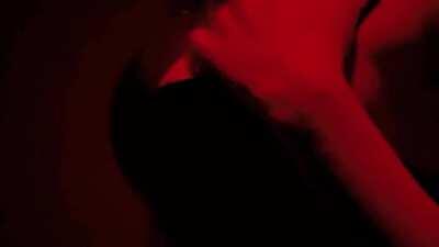 Elizabeth Gillies knows what we want