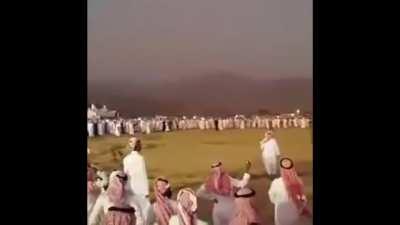 اللعنة الحمار