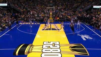 [Highlight] Nikola Jokic hits the triple to beat the buzzer and shot clock to end the first half vs the Mavericks and lets out a roar