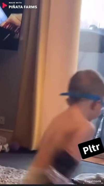 I was a financial advisor but then I used all my clients money in blow and hookers..