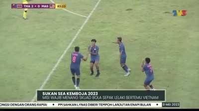 Tomyam buat tarian anjing, ayam dan ular mengejek kita