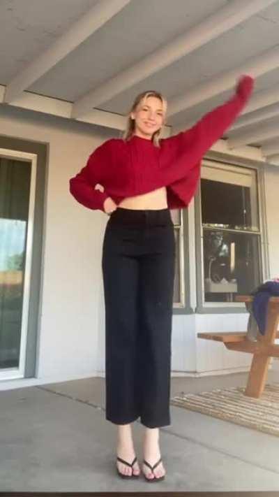 Brynn’s legs and butt “lookbook”