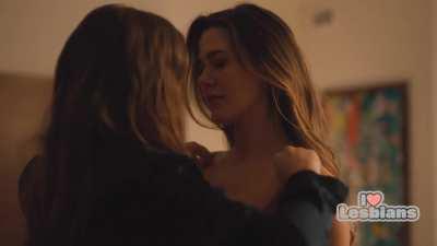 Holland Roden & Kathryn Kohut (Obsessed To Death)