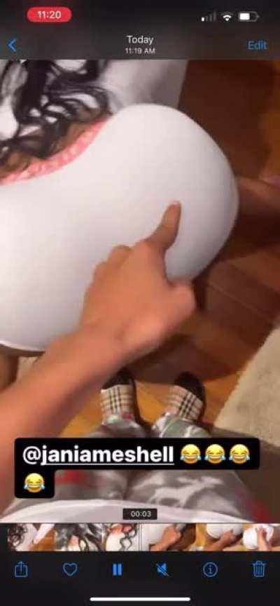 slowed it down a lil y’all see that shit clapping n jiggling 🥴🥴🥴