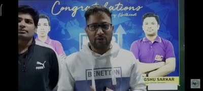 Bro tried mixing Hindi and Assamese but failed.Lora is Boy/Son in Assamese.