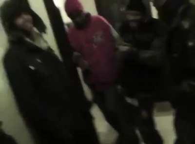 Lmao this vid legendary from 2010. Sosa recording, Von chillin on the wall, Nuwap in the cut all young asl 😂 They bullied Keef off camera 💀