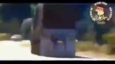 Pra que muié quando se tem um caminhão tunado