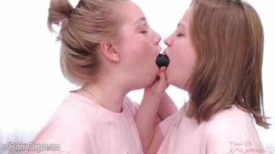 Who can hold it the longest?!