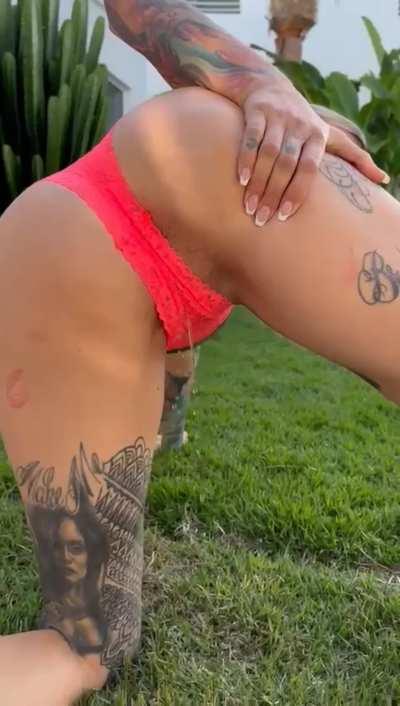 Need a mouth to pee in, who's gonna volunteer!!!!