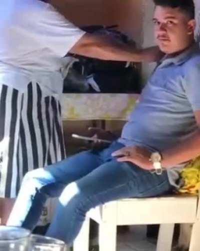 A benzedeira aqui do bairro